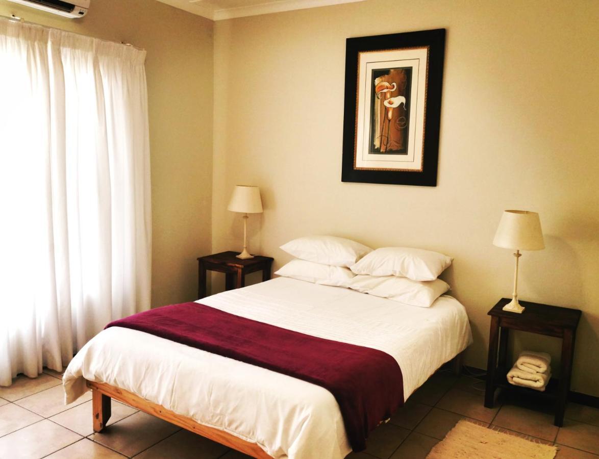 East Gate Rest Camp Apartment Buitepos Ngoại thất bức ảnh